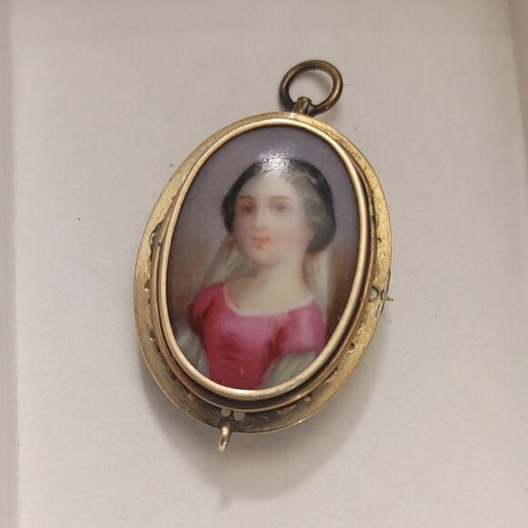 Victorian Antique Brooch Pendant Hand Painted Porcelain Portrait Gold Tone Oval - Picture 15 of 16